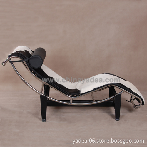 Corbusier LC4 chaise chair